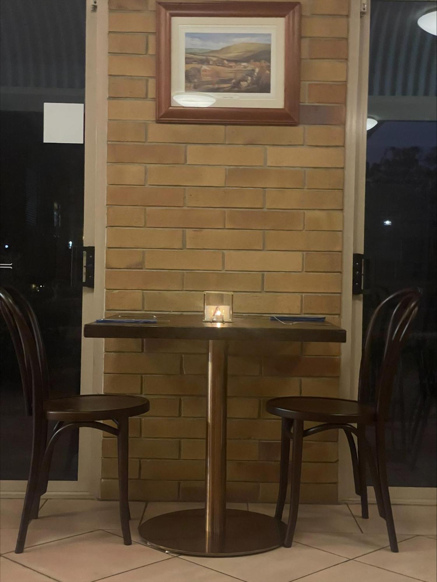 Wild Scotsman Motor Inn Gin Gin Qld Εξωτερικό φωτογραφία